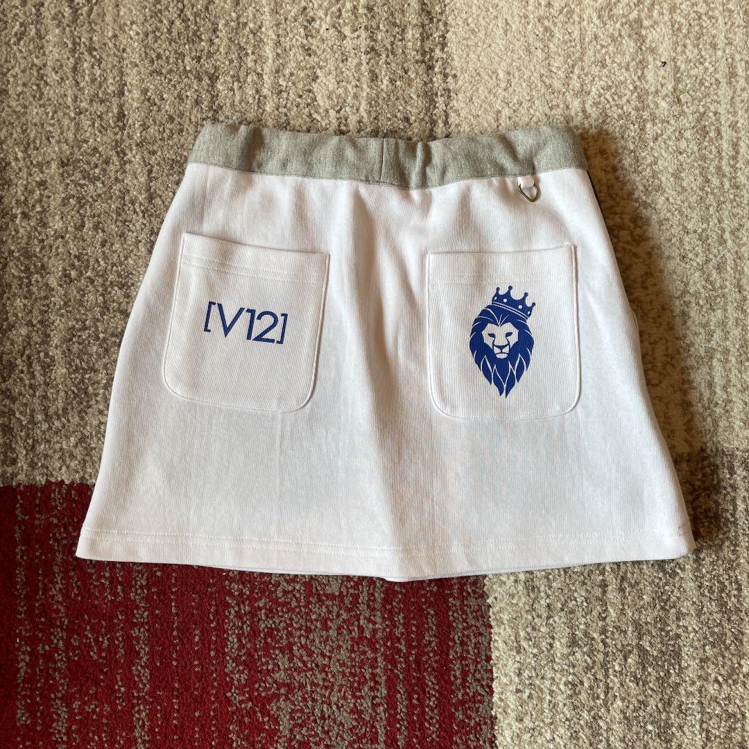 ［新品］v12 ゴルフ スマイルワッペンスカート