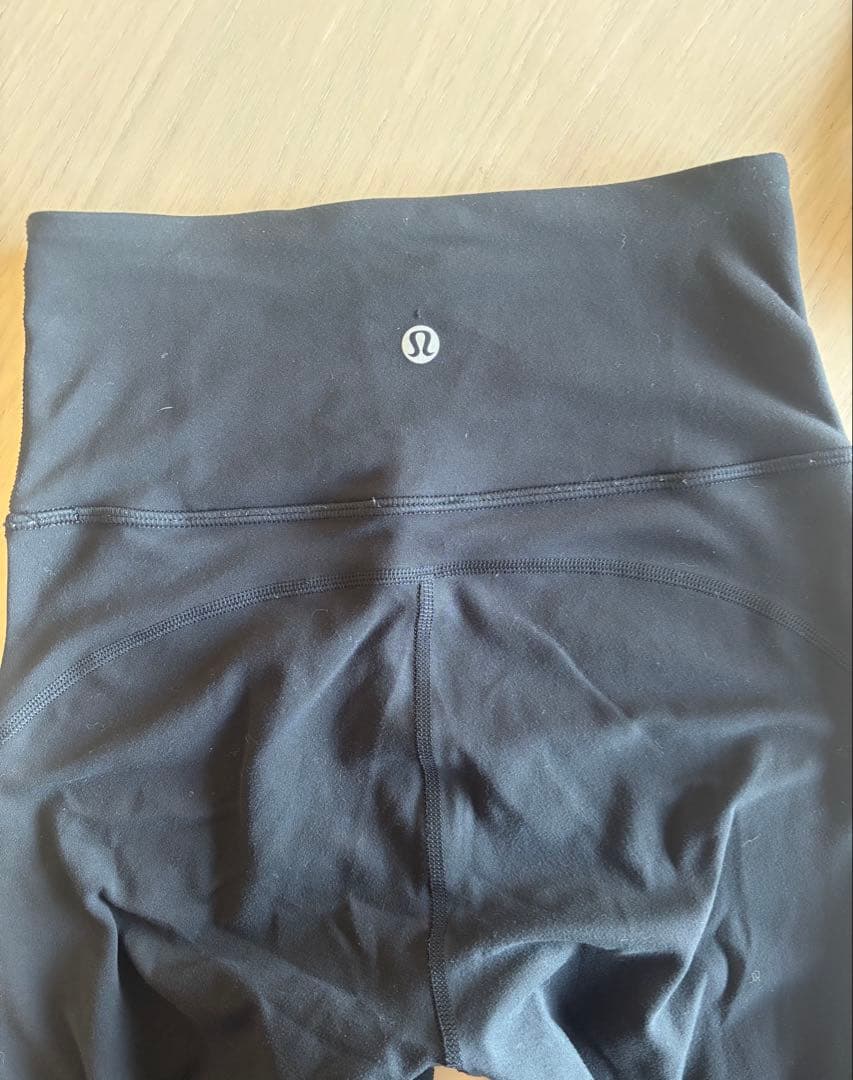 Lululemon 黒 フレアヨガパンツ