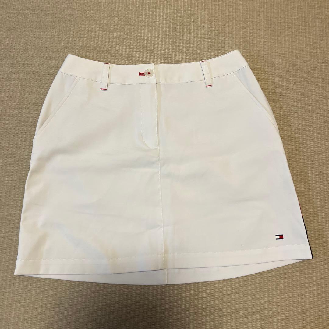   フード付きトップスとスカートセットアップM