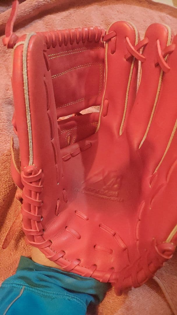 新品　ベルガード　大人用投手グローブ