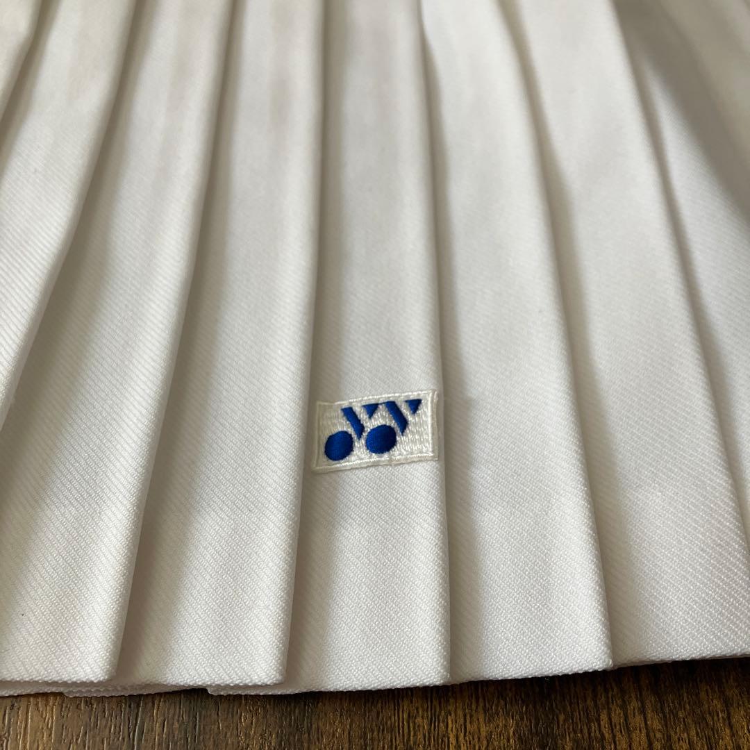 美品 YONEX 旧ロゴ プリーツスコート