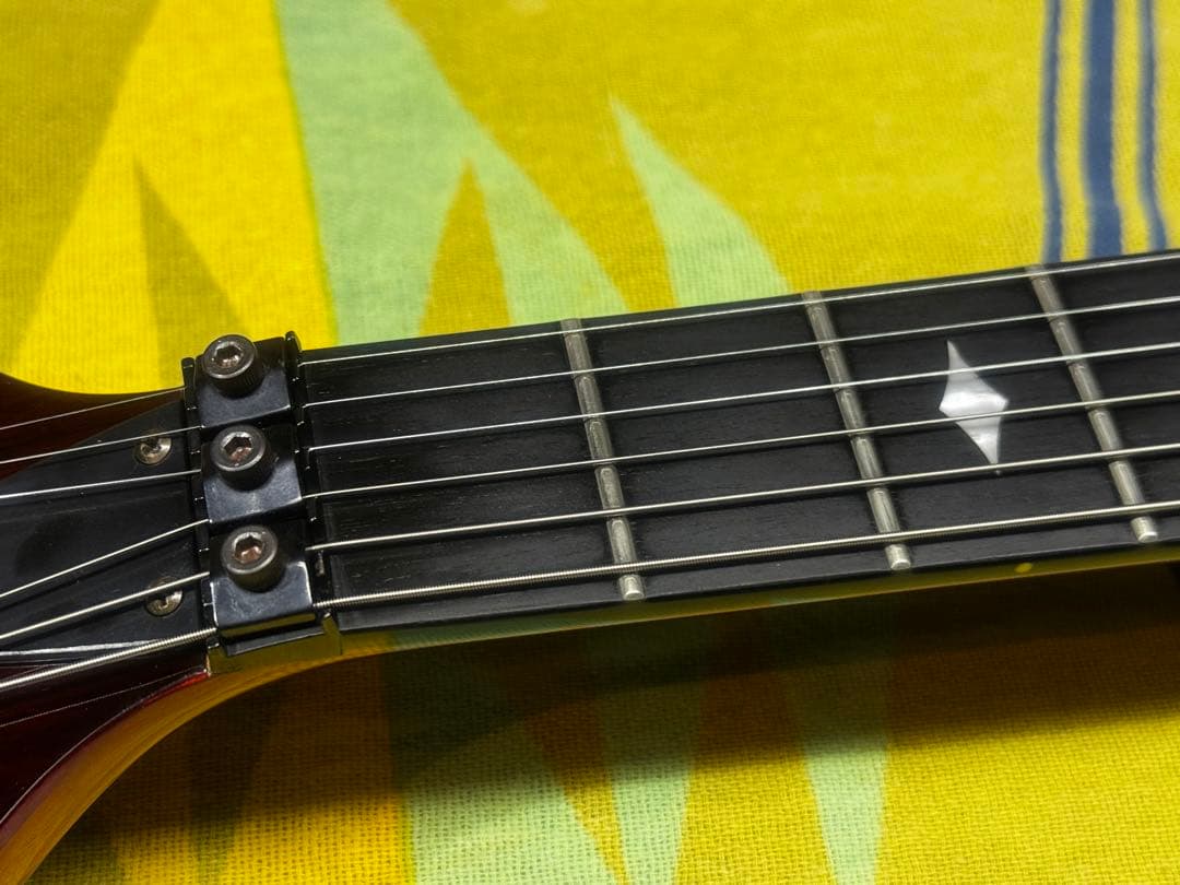 ギター B.C.Rich MOCKINGBIRD