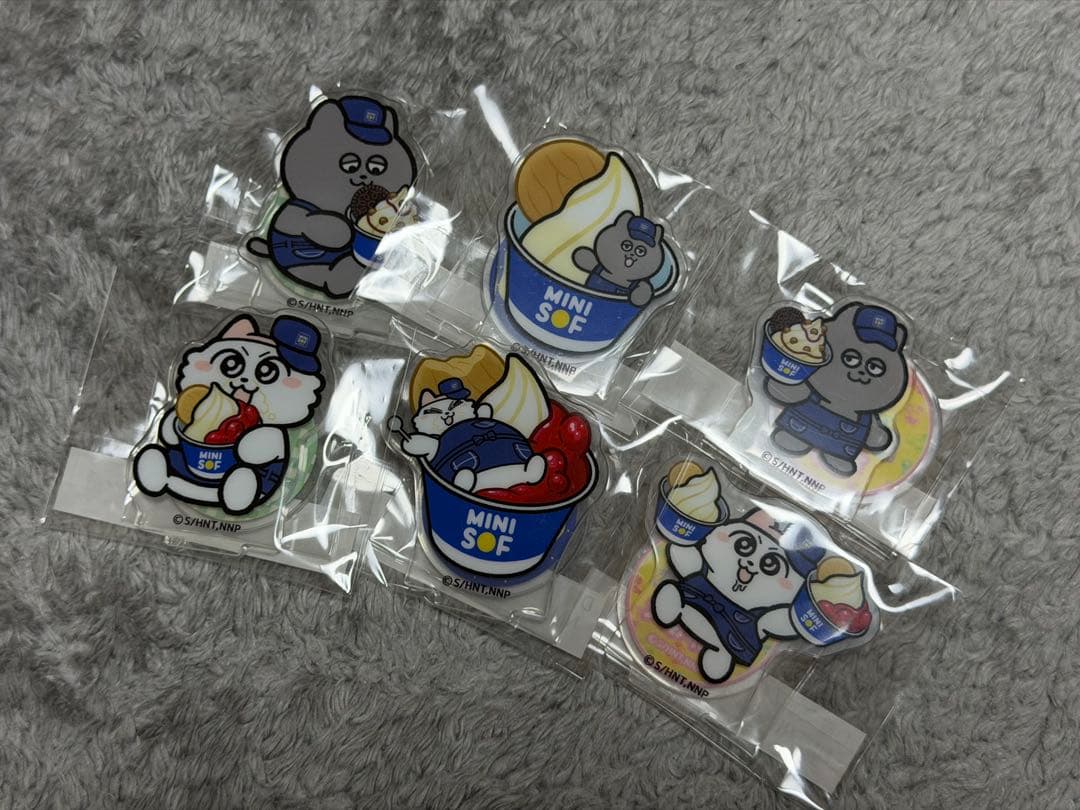 ンめねこ 【新品未使用】アクスタポーチぬいぐるみクッションハンカチモールド巾着