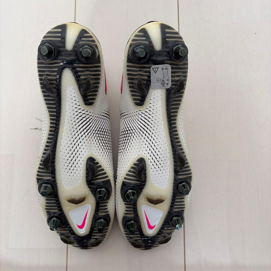 Nike Phantom GT ホワイト/ピンク SGスパイク