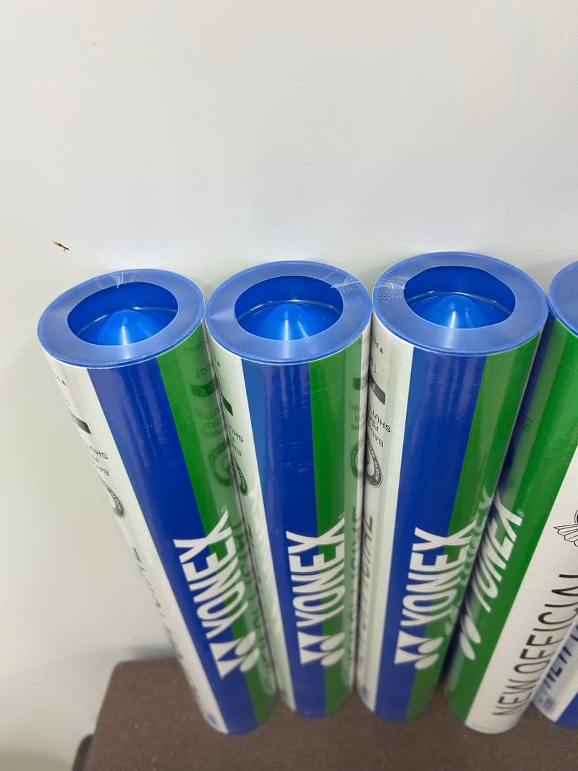 YONEX NEW OFFICIAL バドミントンシャトル 6本セット　未使用品