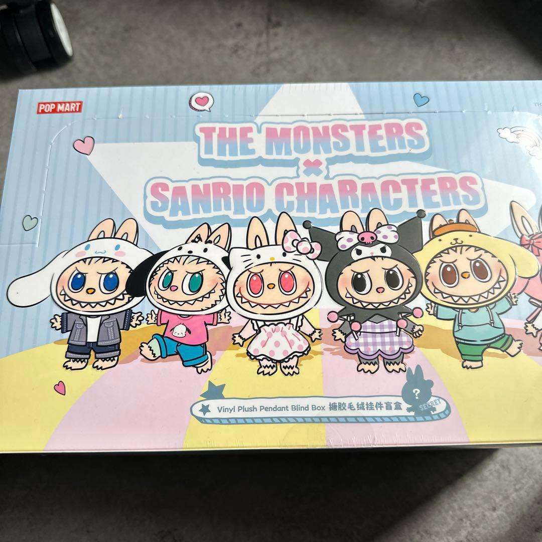POP MART サンリオキャラクター ビニールプラッシュペンダント