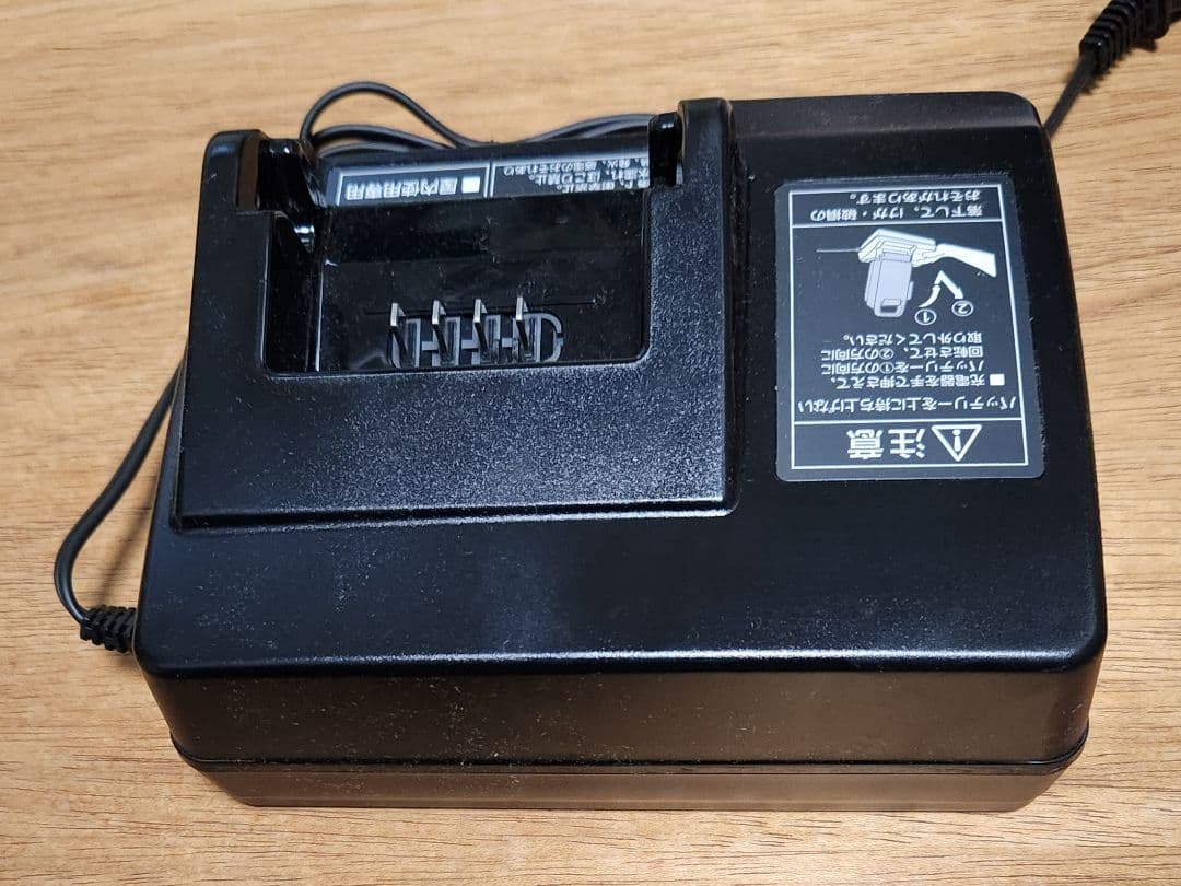 Panasonic NKJ069Z2 電動アシスト自転車用充電器、純正品