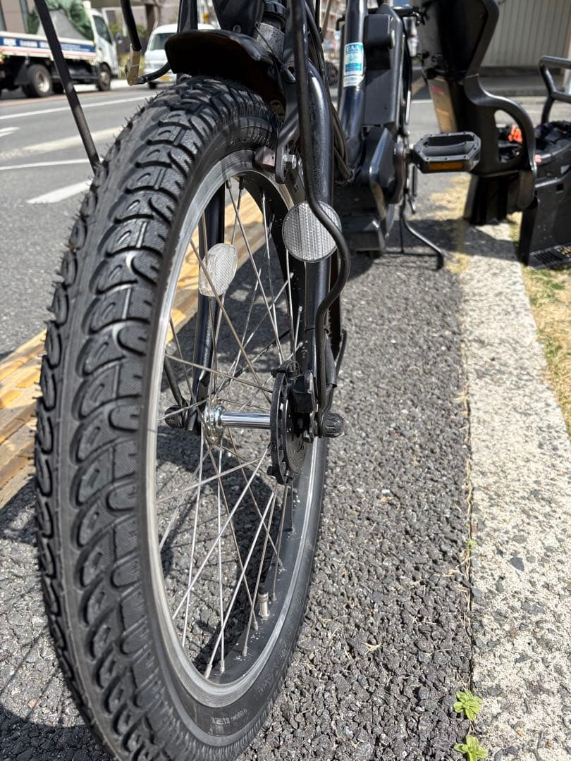 中古20㌅YAMAHA電動アシスト自転車　8.7Ah 大阪　088
