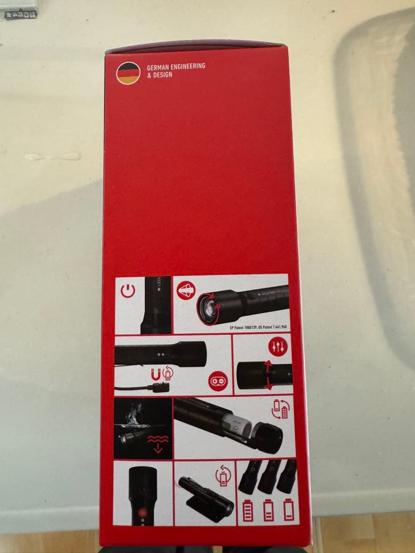 s*e様 LEDLENSER P7R SIGNATURE 懐中電灯