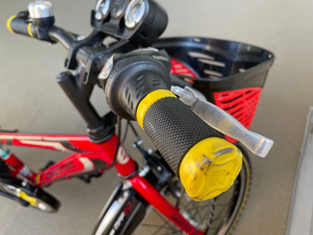 こて　BRIDGESTONE 子供用自転車 レッド