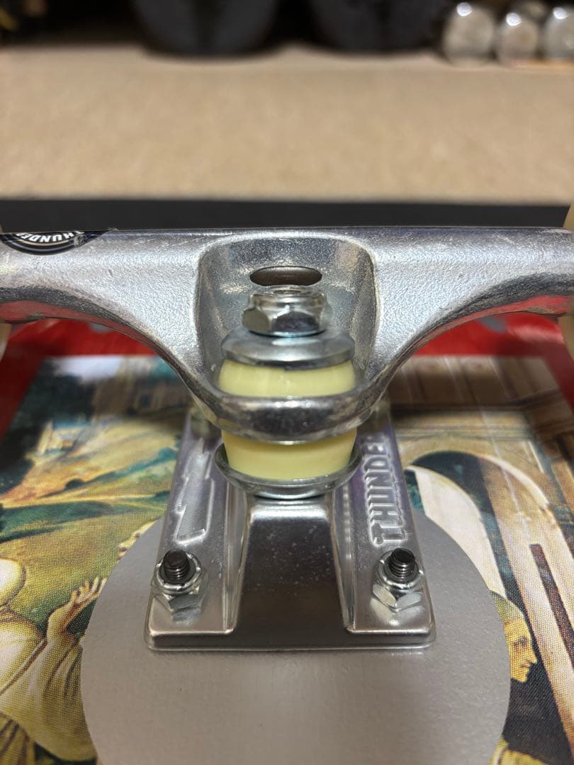 スケートボードコンプリート　ガール　サンダートラック　7.87インチ