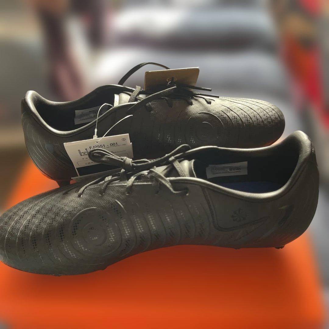 新品タグ付Nike ファントムGX 2アカデミーH G ￼黒サッカースパイク