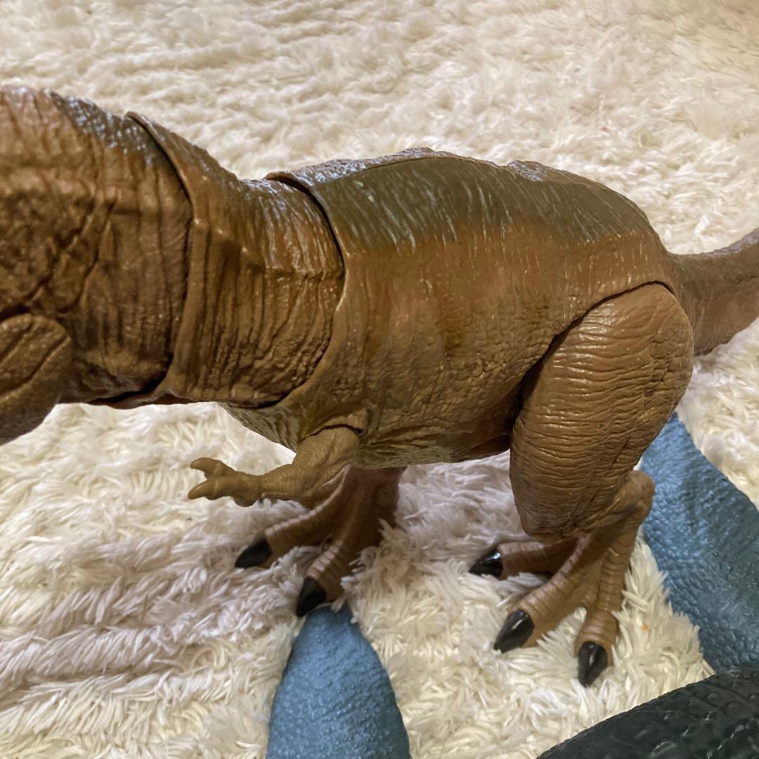 T レックス　モササウルス　セット