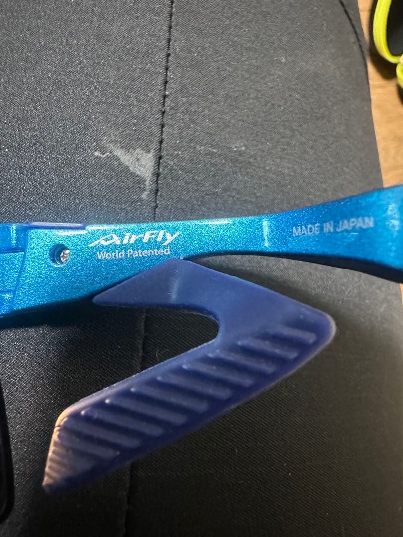 AirFly スポーツサングラスケース付き横浜ベイスターズ 度会隆輝プロデュース