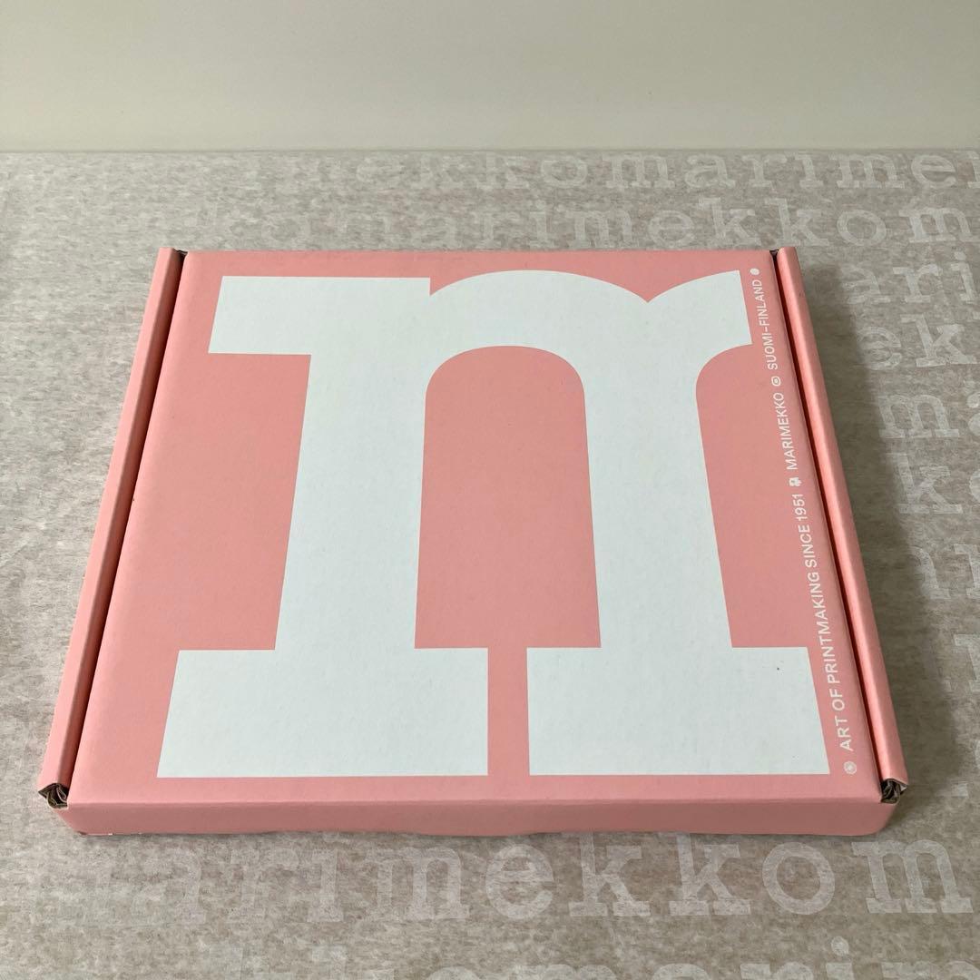 マリメッコ　ウニッコ　プレート　新品