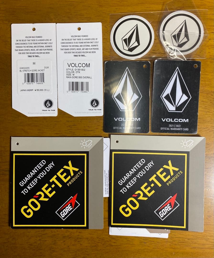 送料無料 国内正規品VOLCOM ゴアテックス ジャケット/ビブパンツ上下セット