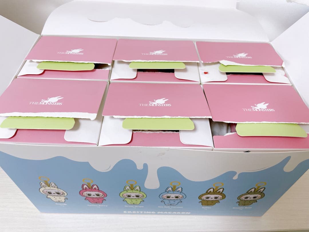 ラブブEXCITING MACARON マカロンぬいぐるみセット