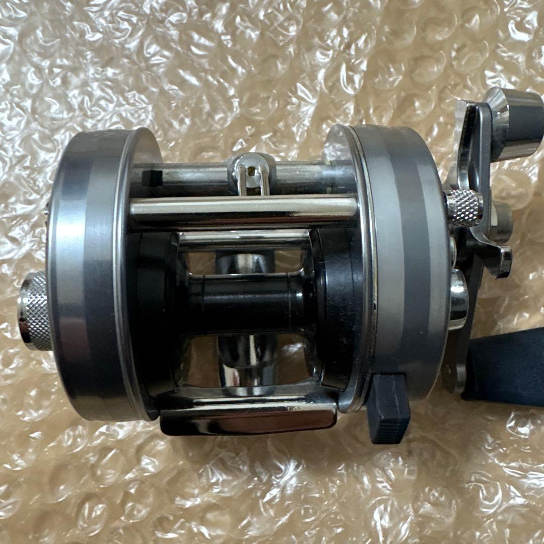 ABU Ambassadeur 2500C ベイトリール