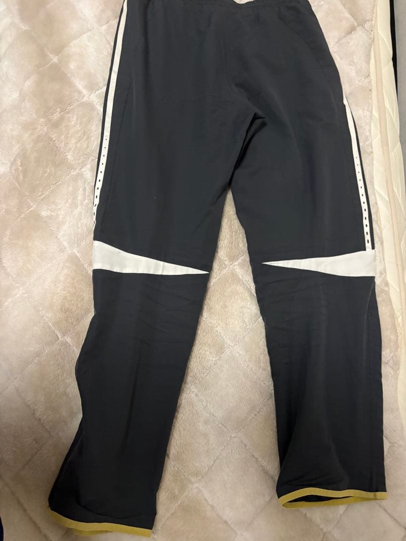 極希少✨️adidas レアル・マドリード90s国旗タグ ナイロンパンツ