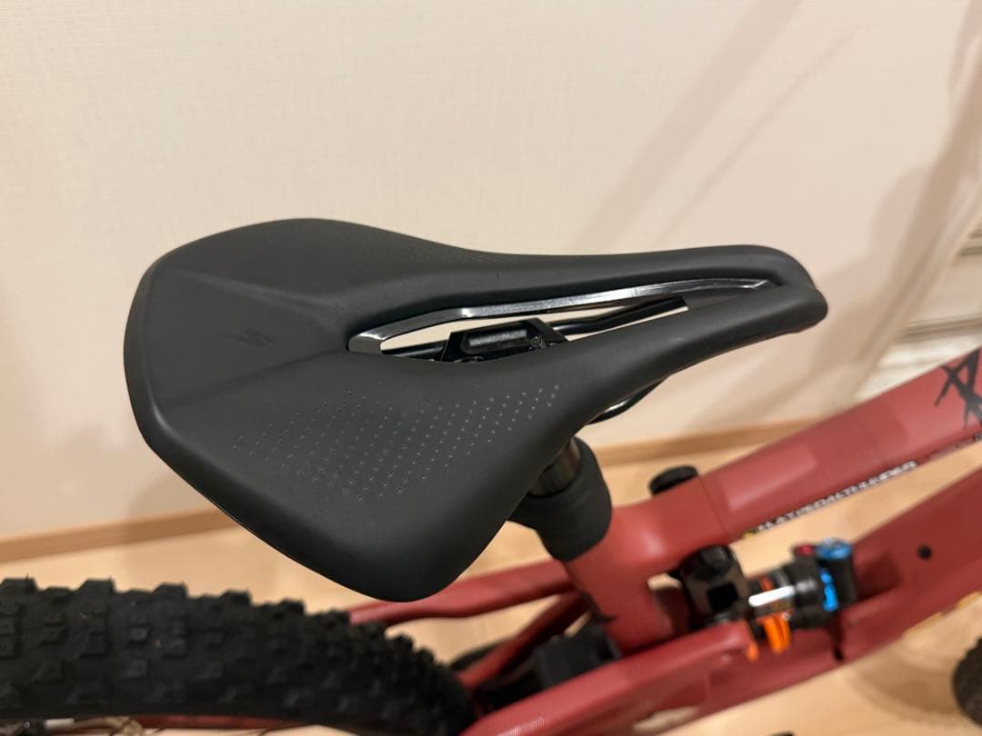 SANTA CRUZ 5010 CC Size M 未使用近い