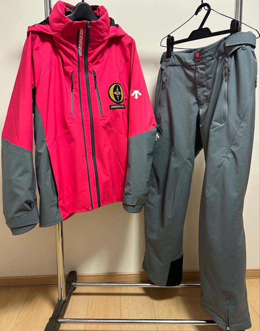 DESCENTE デサント(オガサカチーム)スキーウェア 上下セット Lサイズ