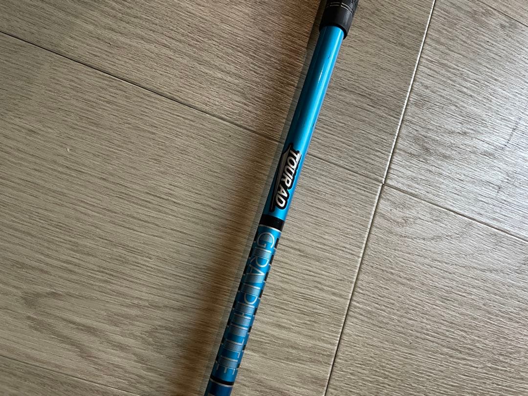 ツアーAD UB6X タイトリストスリーブ　ドライバー