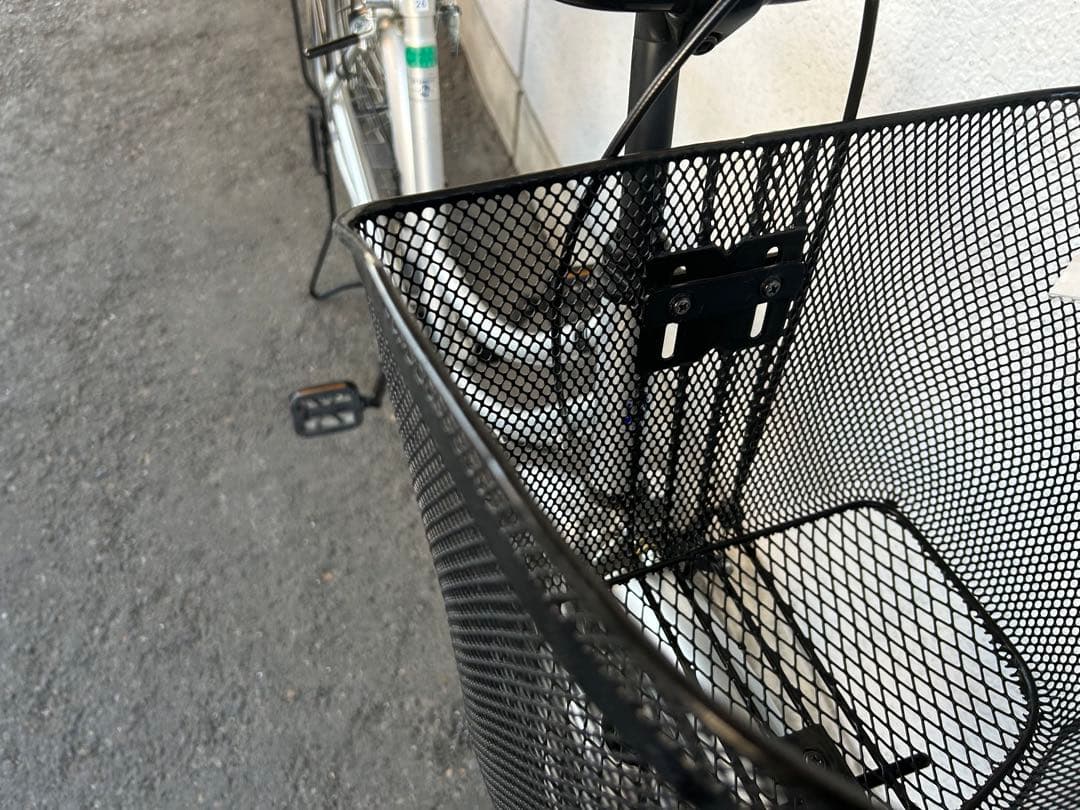 後タイヤ、鍵が新品　２６ママチャリ手渡のみ名古屋市中村区北区配送無料その他は有料