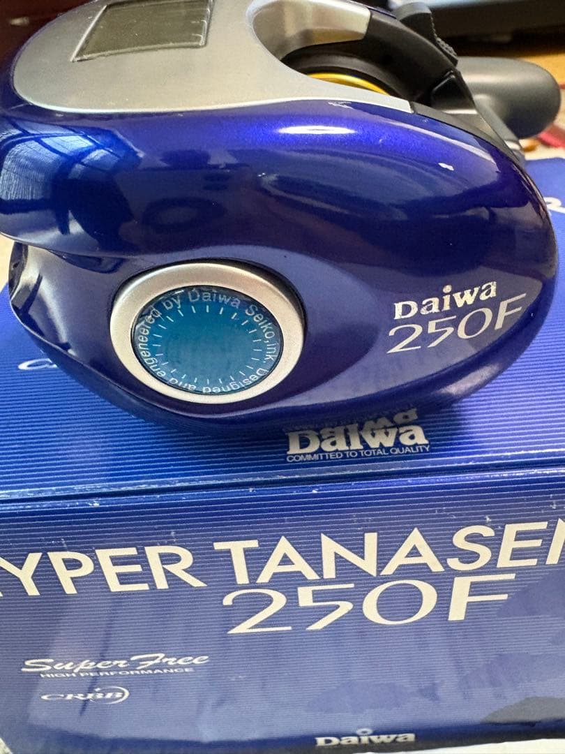 リール Daiwa HYPER TANASENSOR 250F 270F