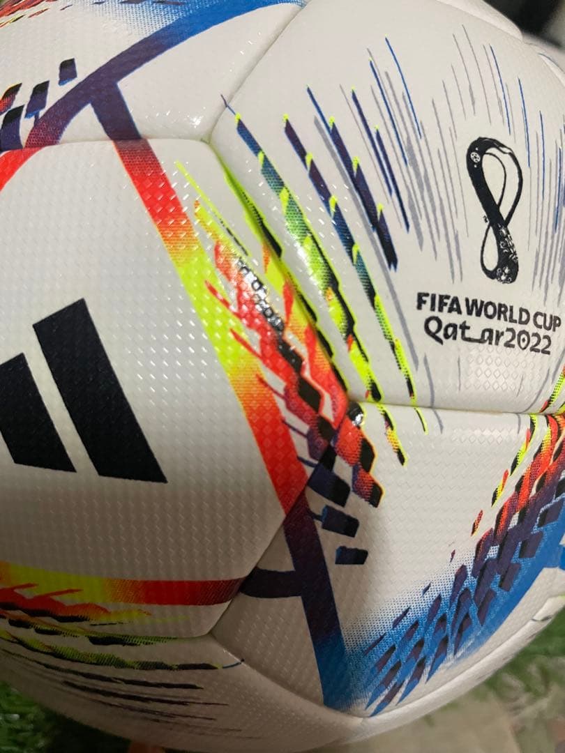 adidas ワールドカップ カタール 2022 サッカーボール サイズ4