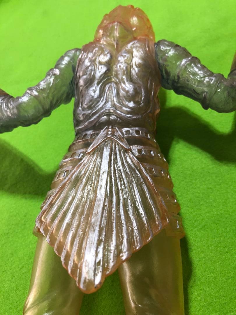 【値下げしました！】バルタン星人　ビックソフビ　クリアカラー　ウルトラマン　怪獣