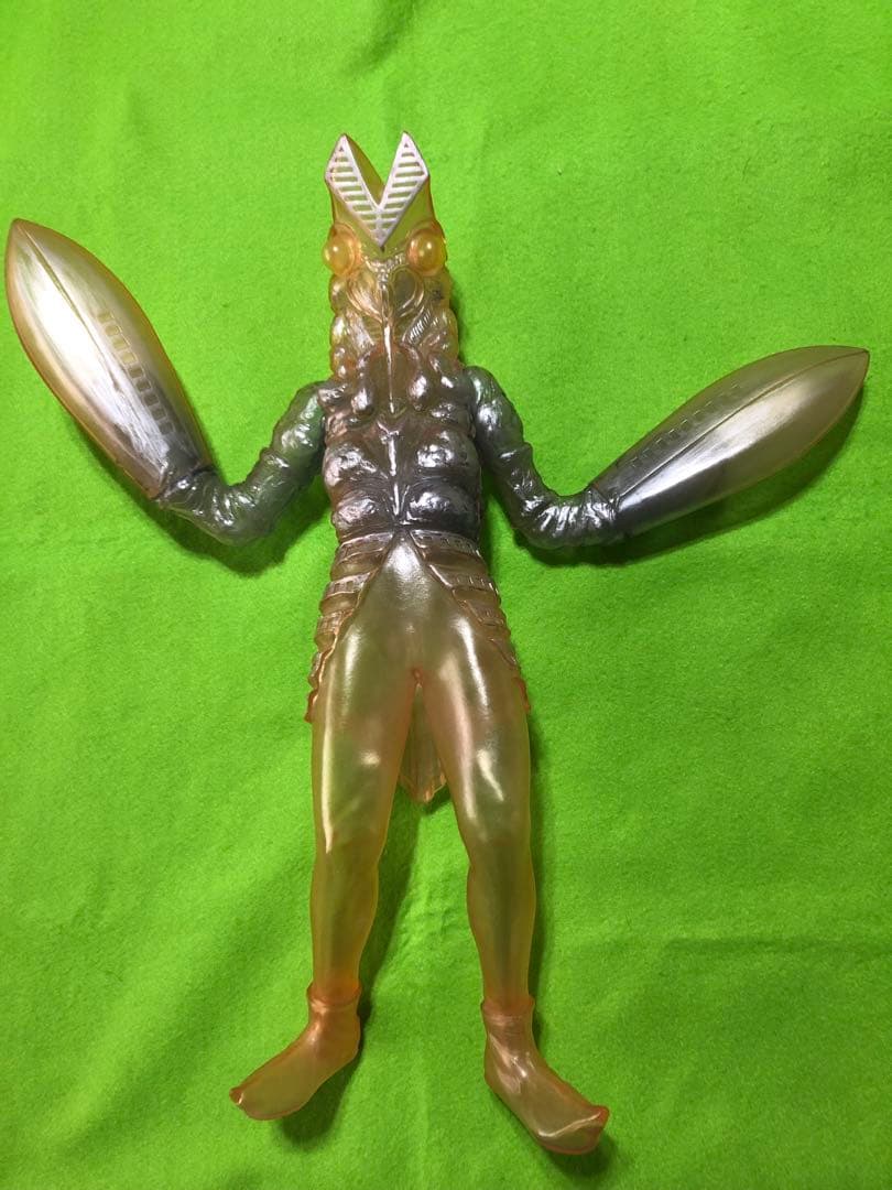 【値下げしました！】バルタン星人　ビックソフビ　クリアカラー　ウルトラマン　怪獣