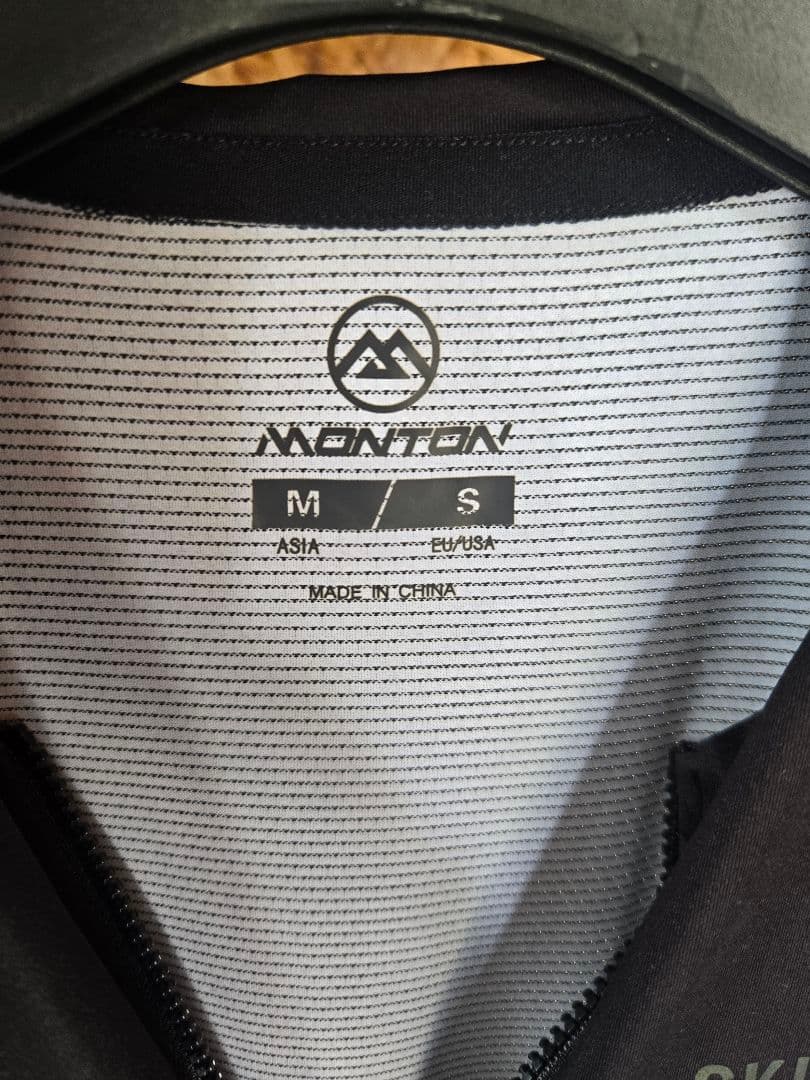 SKULL x MONTON ブラックサイクルジャージ