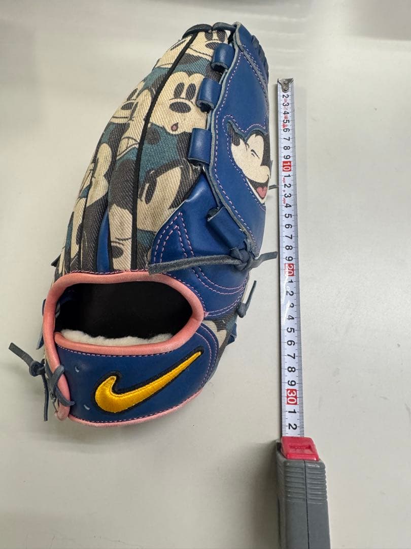 Nike ミッキーマウス柄 カスタムグローブ