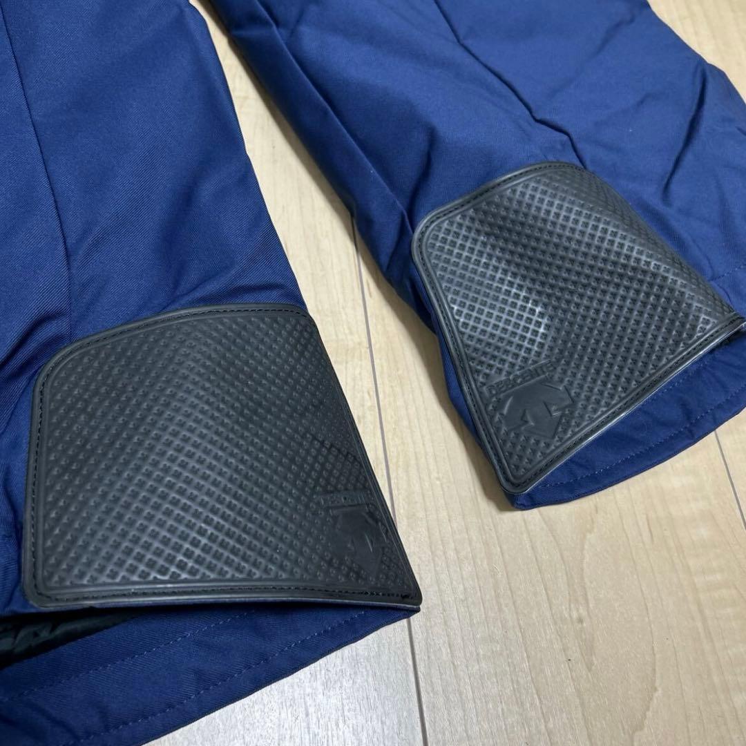 美品　デサント　ヒートナビ　スノーパンツ　M つなぎ 紺色　スノーボード パンツ