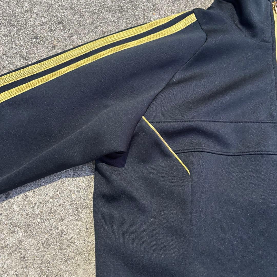 adidas セットアップ ジャージ 黒金 セミフレア y2k ストリート
