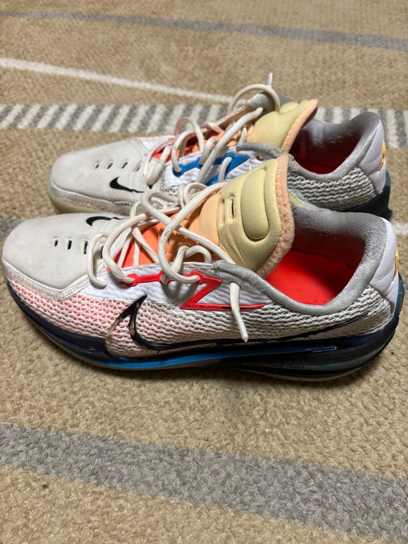 Nike バスケットボールシューズ　gtcut1