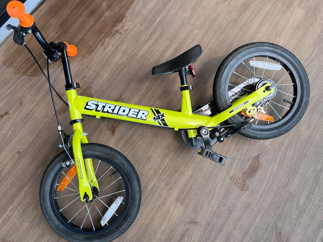 STRIDER ストライダー 14x LIME YELLOWグリップカスタム