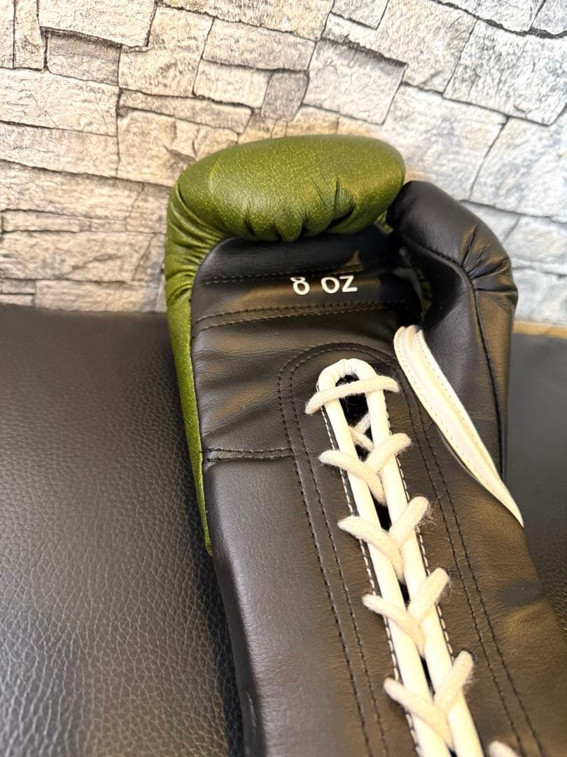 美品　RIZINボクシンググローブ