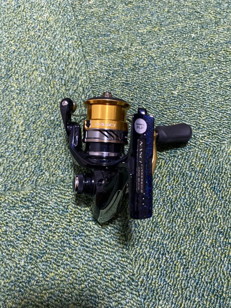 美品 SHIMANO ナスキー C2000HGS 箱付 ほぼ未使用