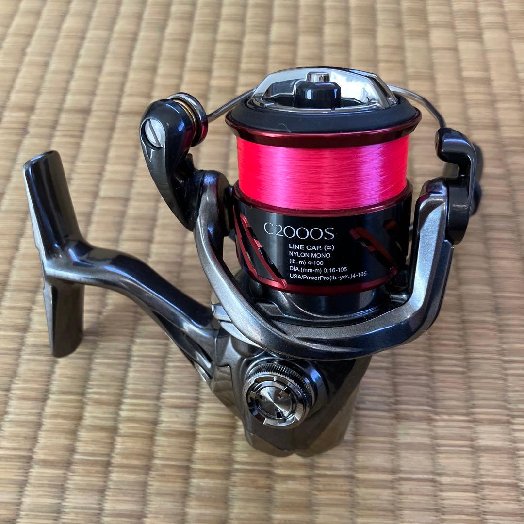 SHIMANO STRADIC C14+ C2000HGS スピニングリール