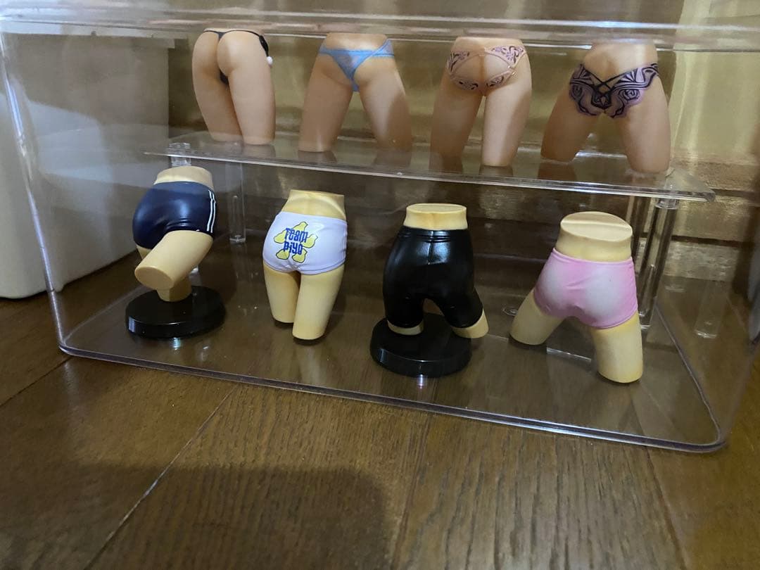 BUST EMPEROR　HIP PARADE　フィギュア