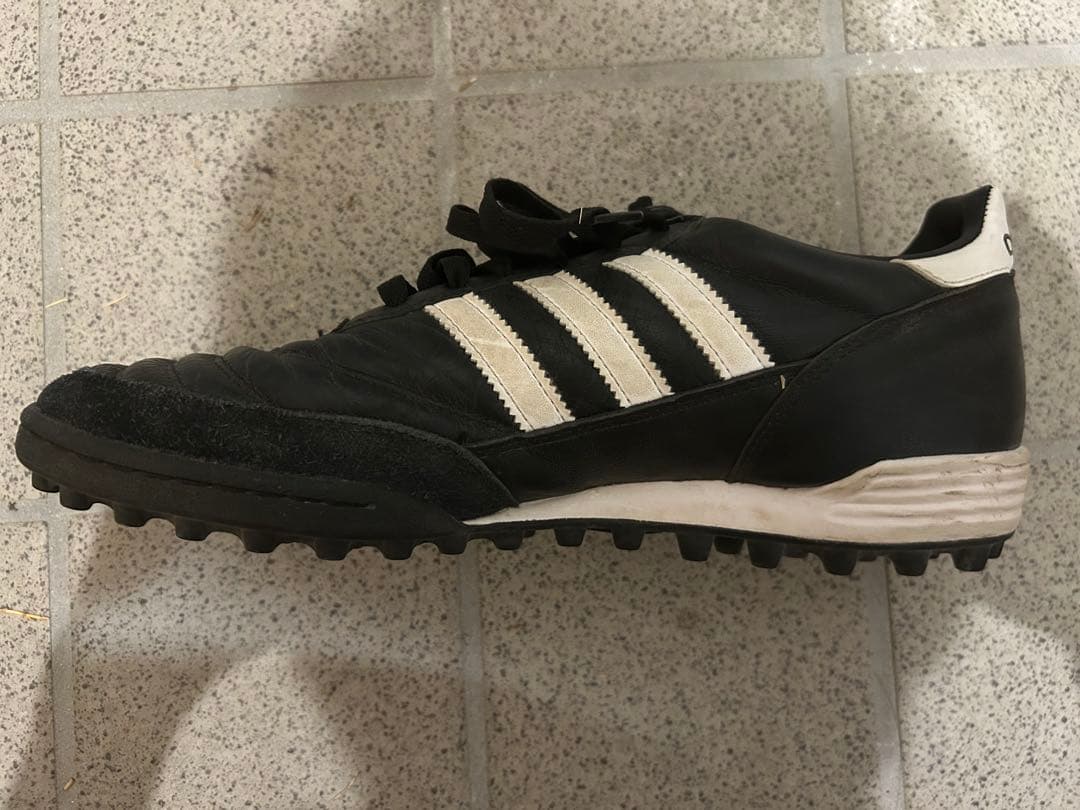 adidasムンディアルチーム28.5㌢