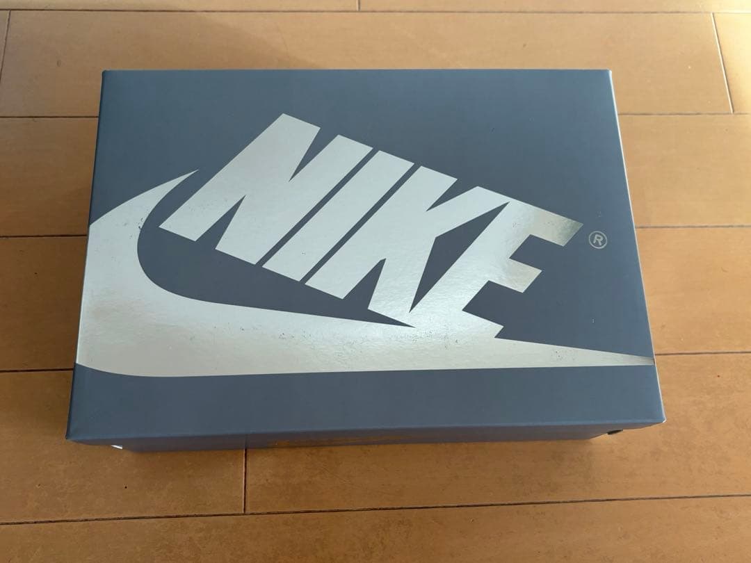 NIKE エアジョーダン1 ローカット 27cm 美品 シルバー&グレー