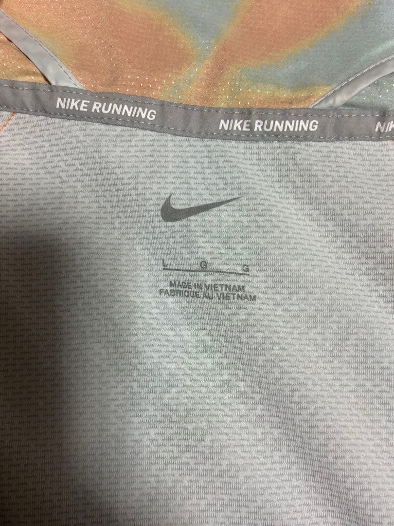 Nike ウィンドブレーカー L マルチカラー
