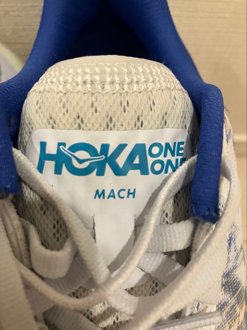 未使用 ホカ オネオネ HOKAランニングシューズ マッハMACH 4 25cm