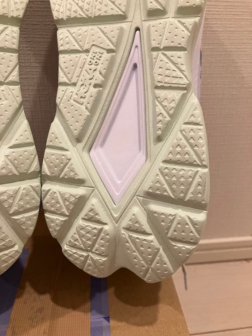 未使用 ホカ オネオネ HOKAランニングシューズ マッハMACH 4 25cm