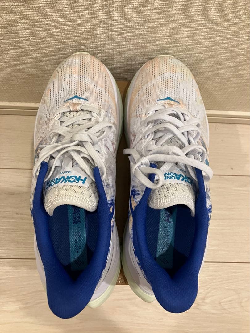 未使用 ホカ オネオネ HOKAランニングシューズ マッハMACH 4 25cm