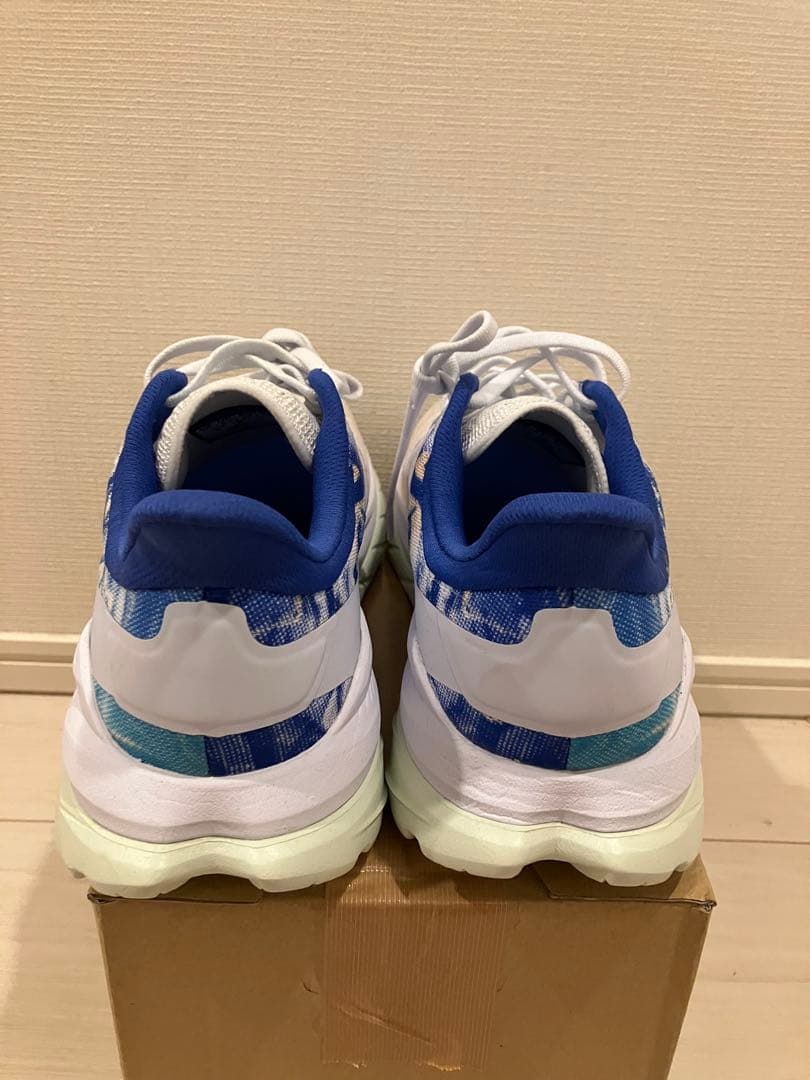未使用 ホカ オネオネ HOKAランニングシューズ マッハMACH 4 25cm