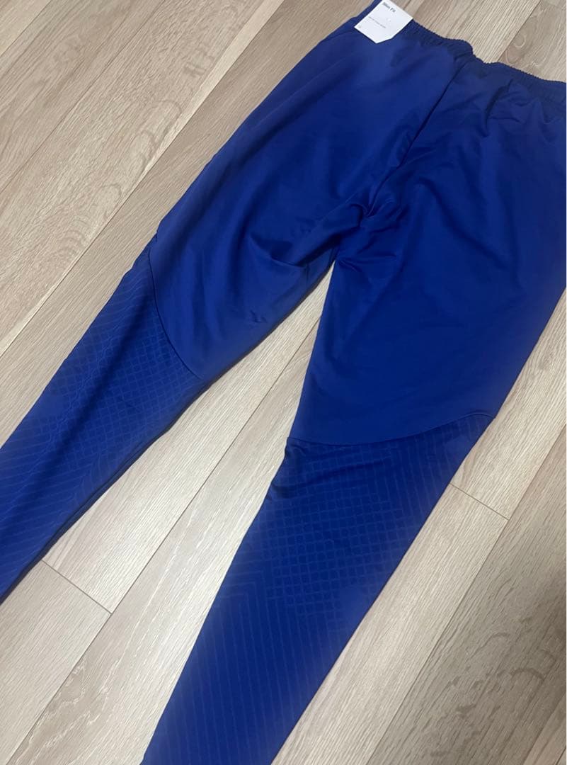 NIKE バルセロナ　トレーニングパンツ　ジャージ下のみ