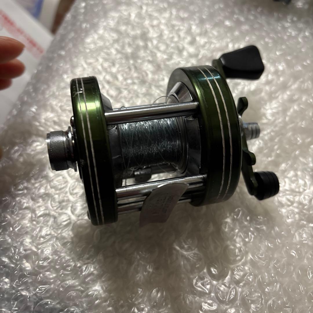 稀少ヘドン HEDDON マーク4 MARK IV 3200 ベイトリール